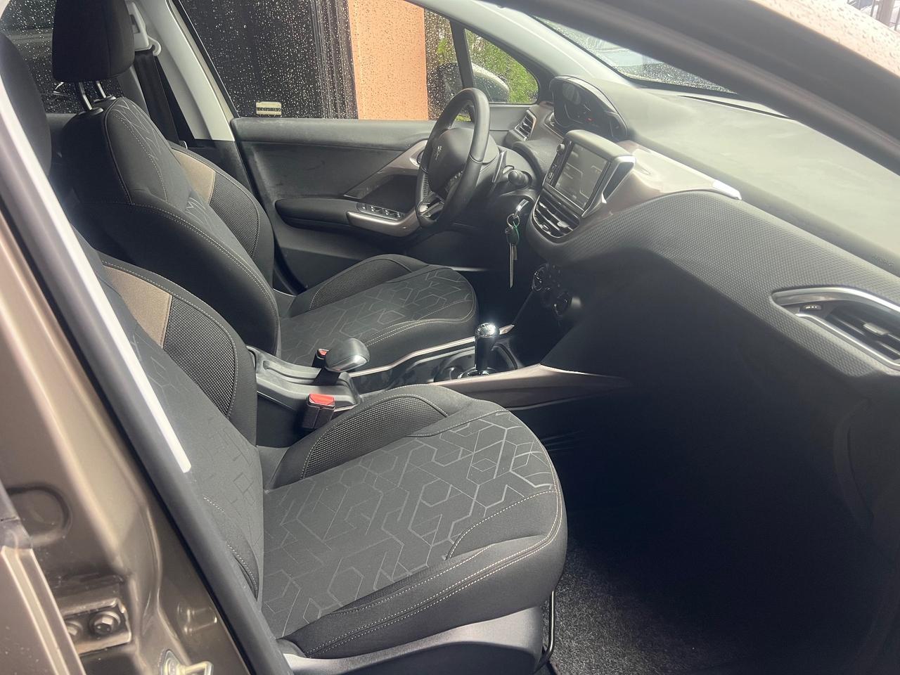 Peugeot 2008 1.6 e-HDi 92 CV Stop&Start robotizzato Allure