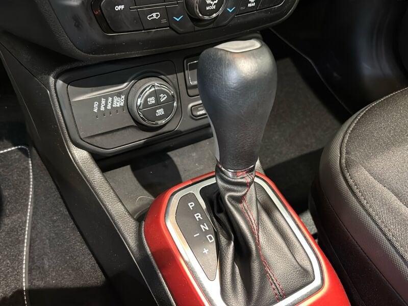 Jeep Renegade 4xe 1.3 T4 PHEV 240cv Trailhawk 4xe Auto