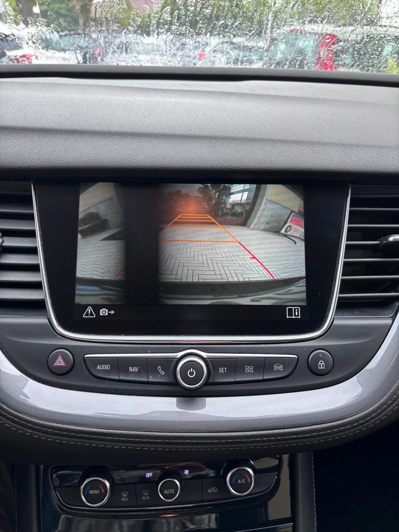Opel Grandland X 1.5 diesel Ecotec Start&Stop aut. Business Ed.