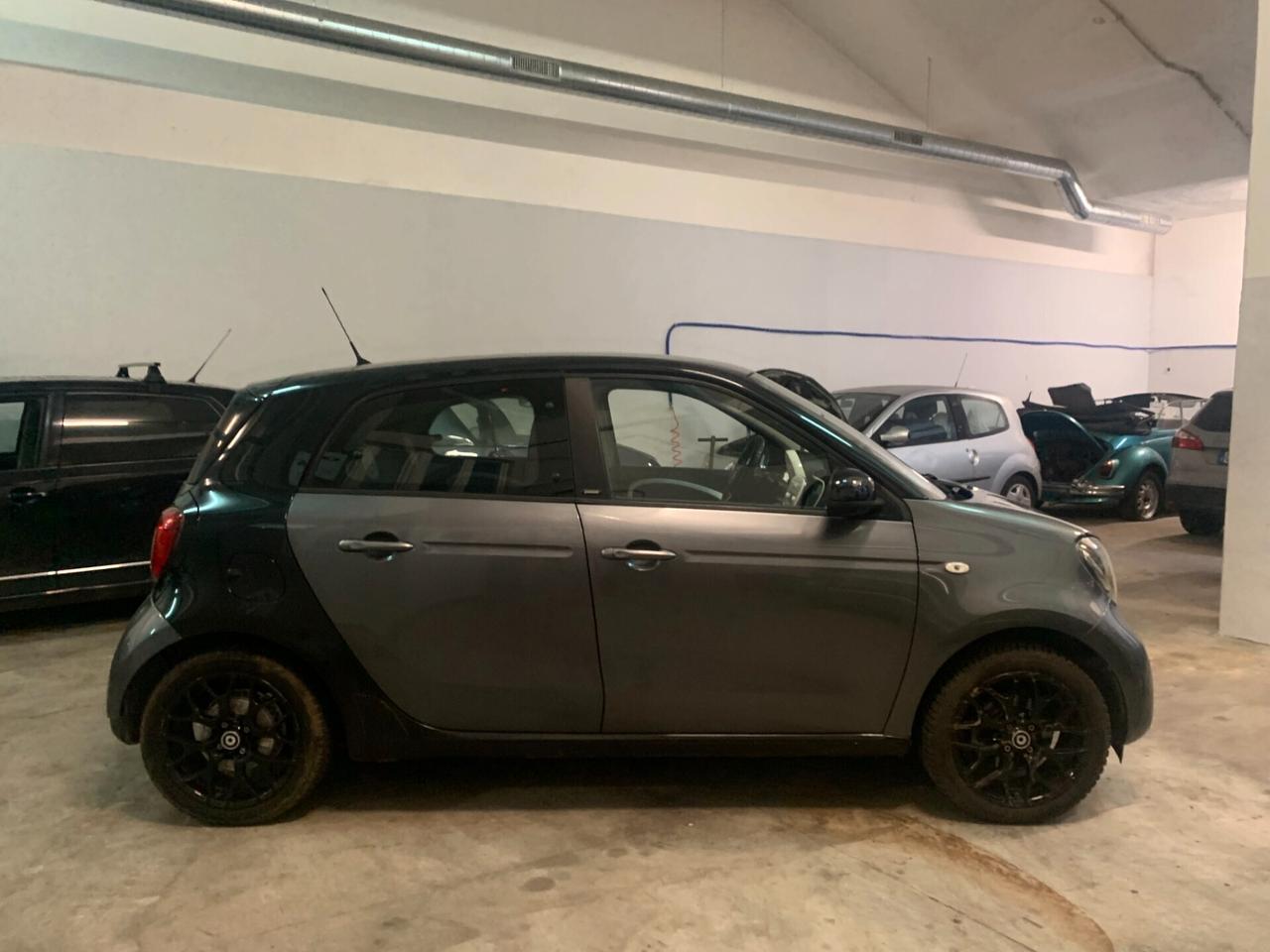 Smart ForFour 70 1.0 Passion MANUALE GARANZIA