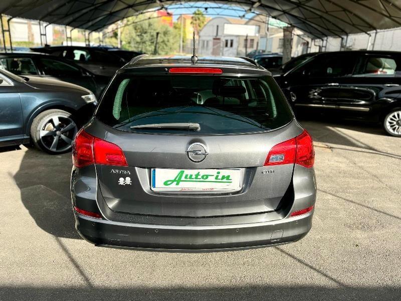 Opel Astra 1.7 CDTI 110CV Sports Tourer Cosmo