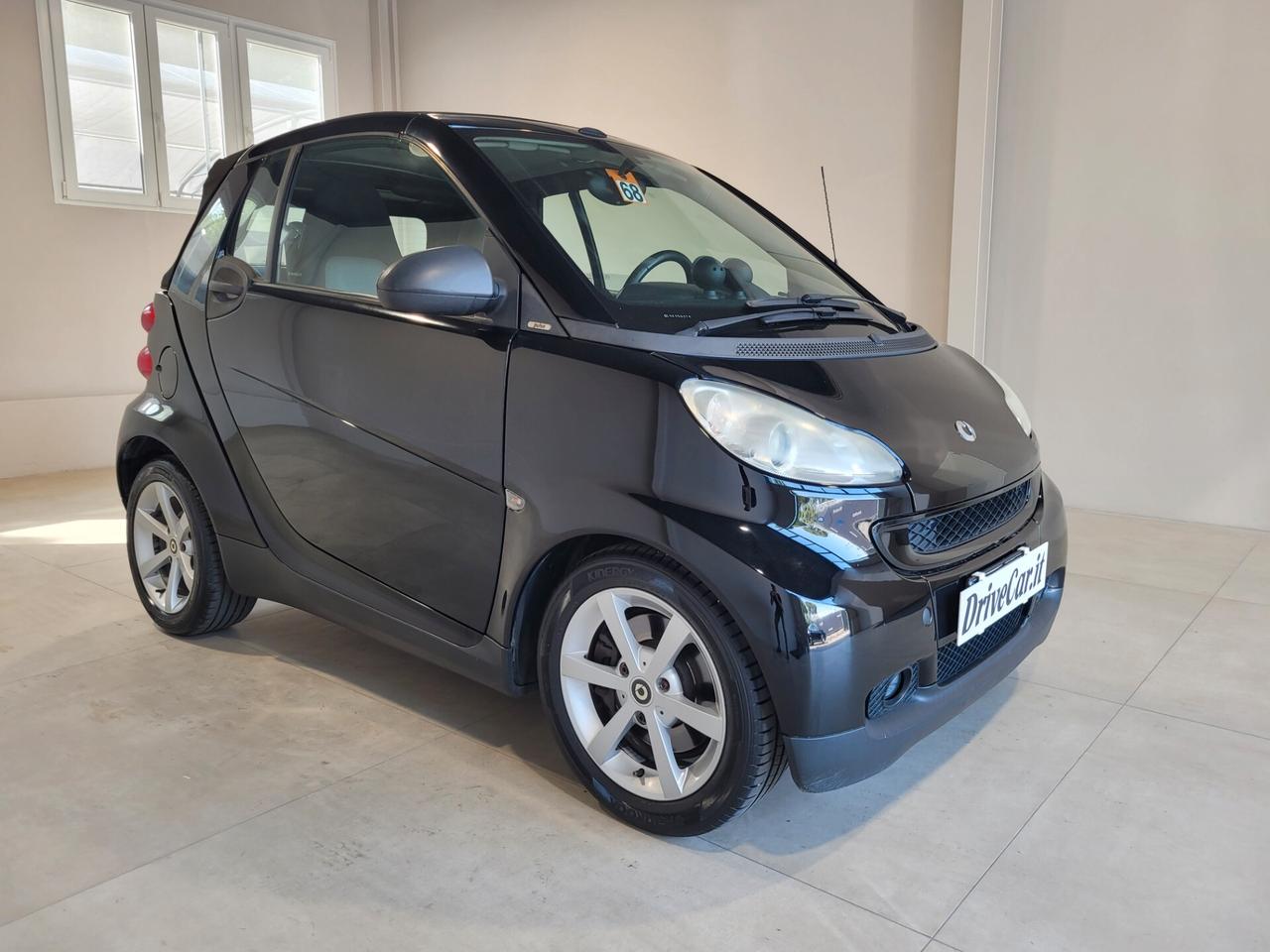 Smart ForTwo CABRIO 1.0 (BENZINA) AUT. 71CV