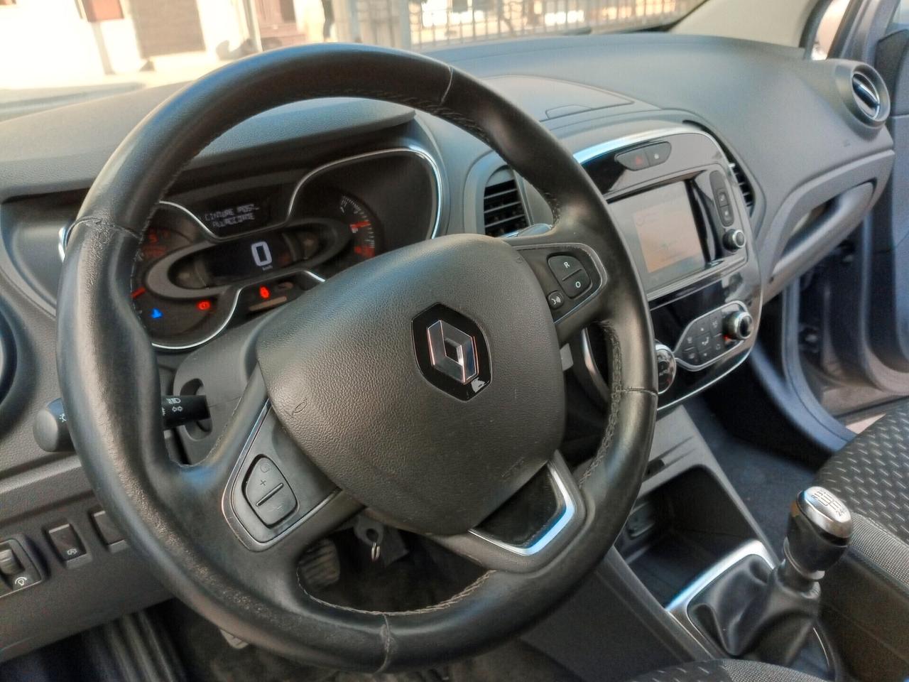 Renault Captur dCi 8V 110 CV Start&Stop Energy Initiale Paris