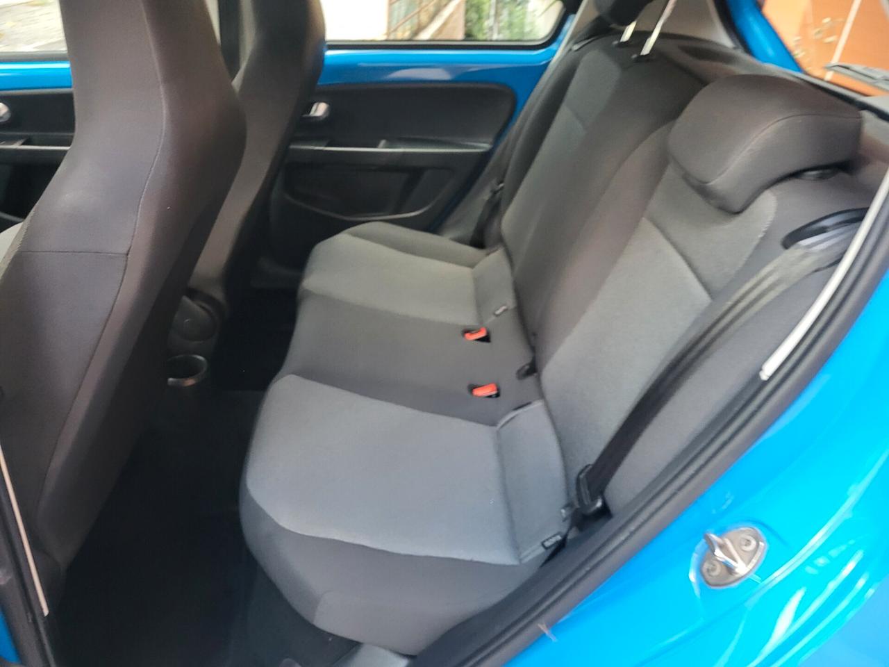 Volkswagen up! 1,0-UNICA PROPR-EURO 6-3 REVISIONI