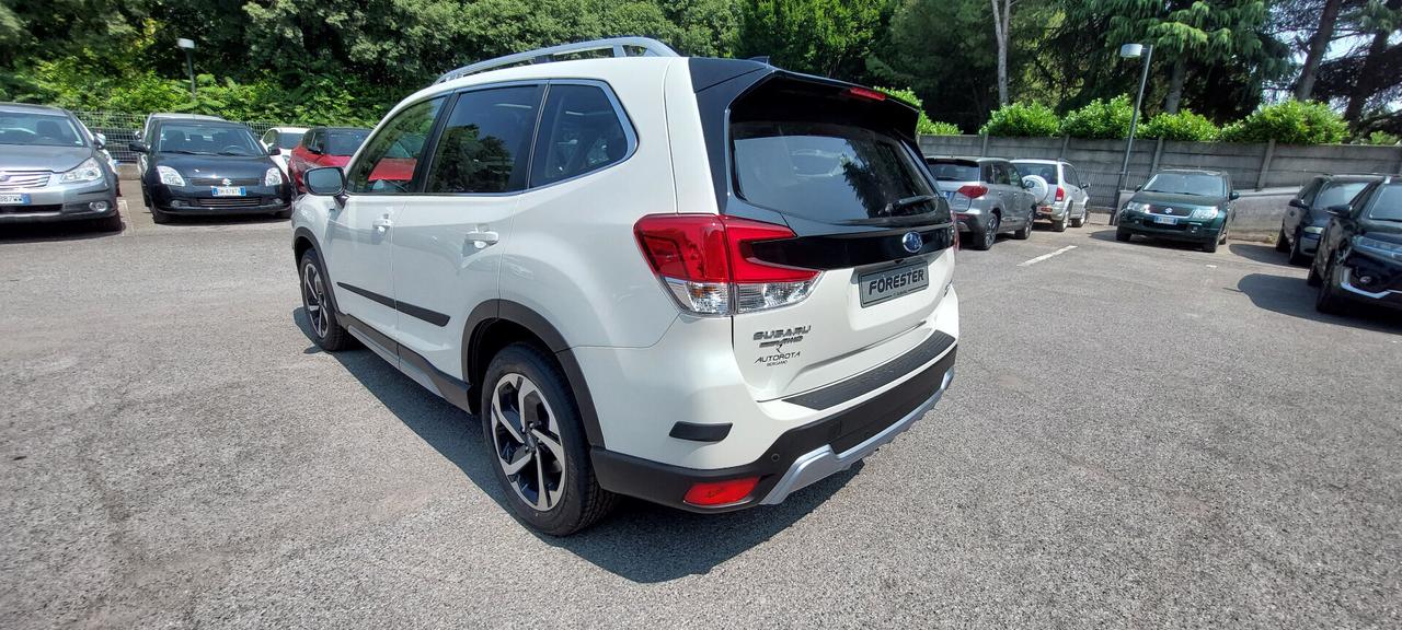 Subaru Forester 2.0 e-Boxer Lineartronic Premium