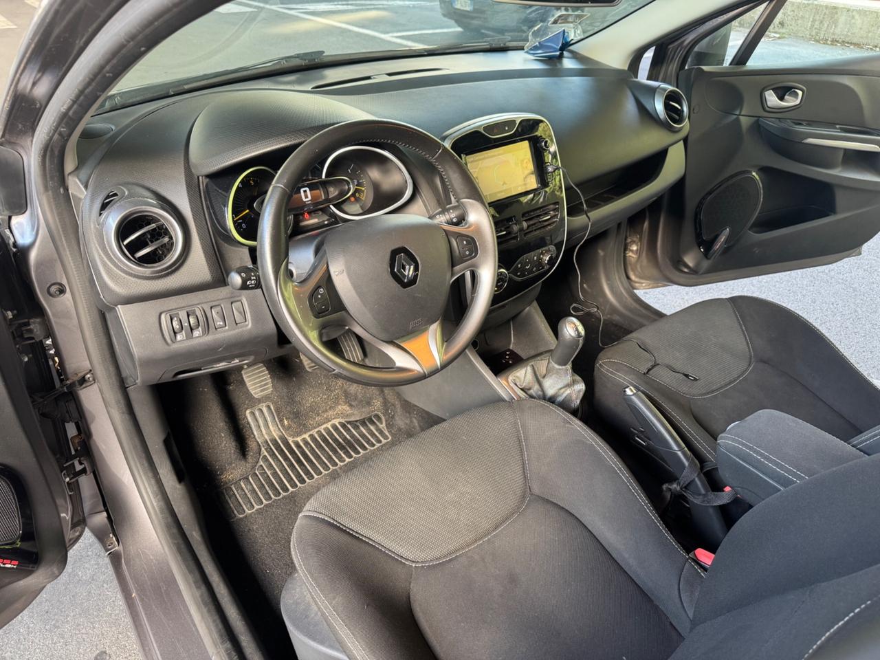 Renault Clio 1.5 dCi 8V 90CV Full optional 2015