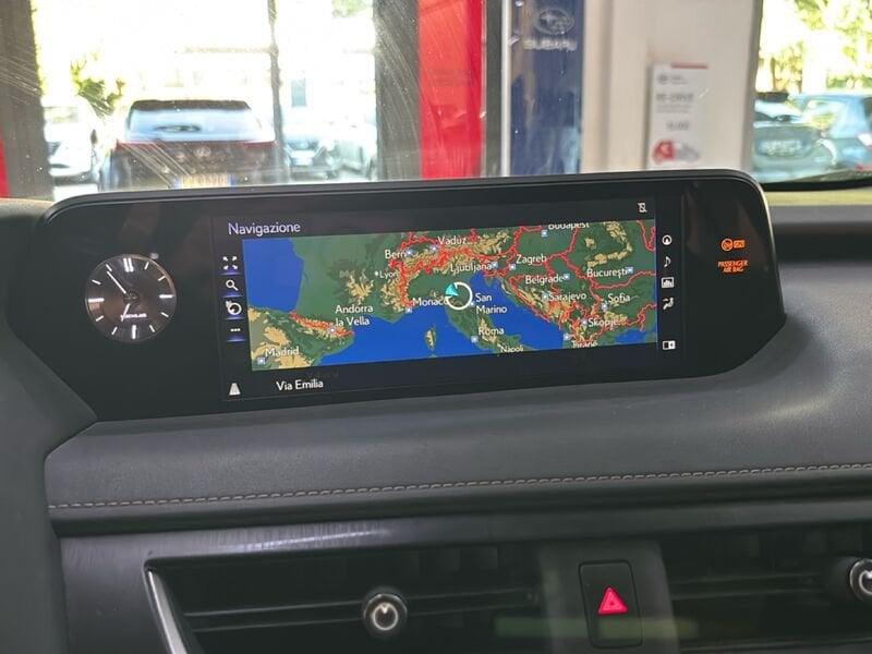 Lexus UX Hybrid Luxury 2WD