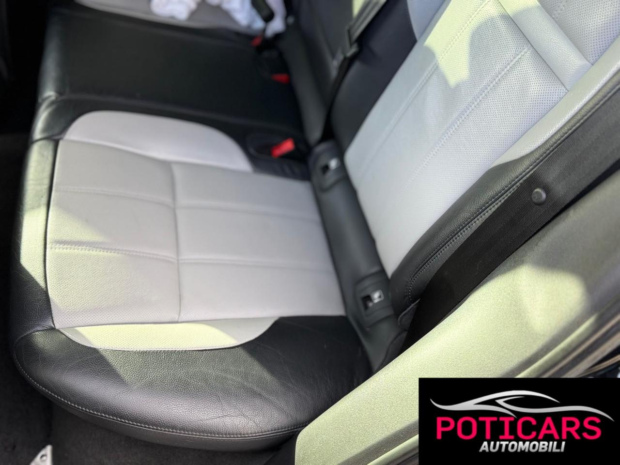 Land Rover Range Evoque 2.0D I4-L.Flw 150 CV AWD Auto R-Dynamic