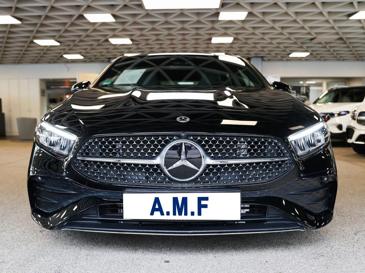 Mercedes-benz A 180d Premium Plus AMG Line