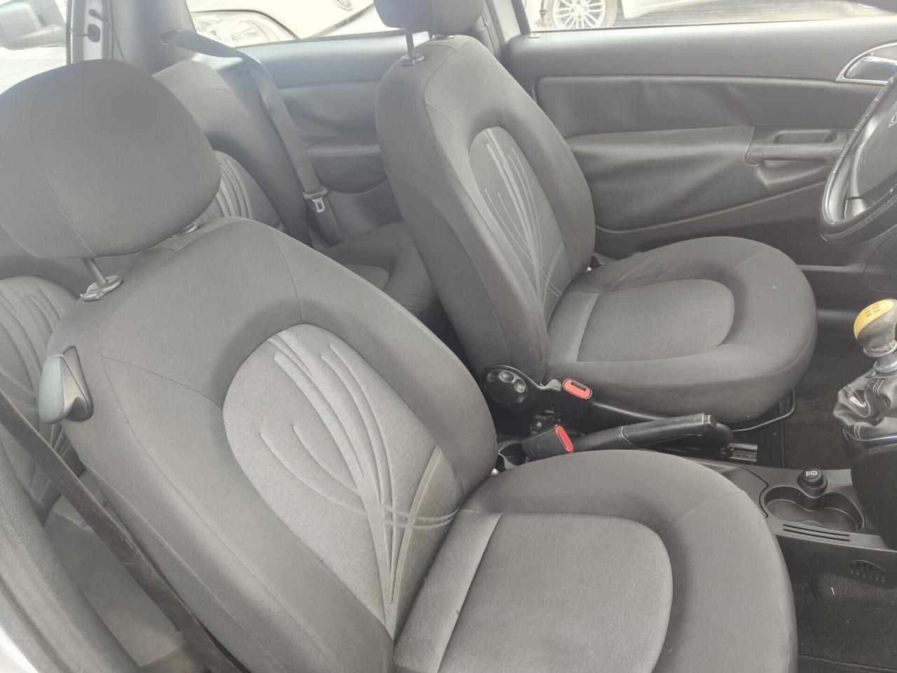 Lancia Ypsilon 1.2 Silver tua da 85€ al mese