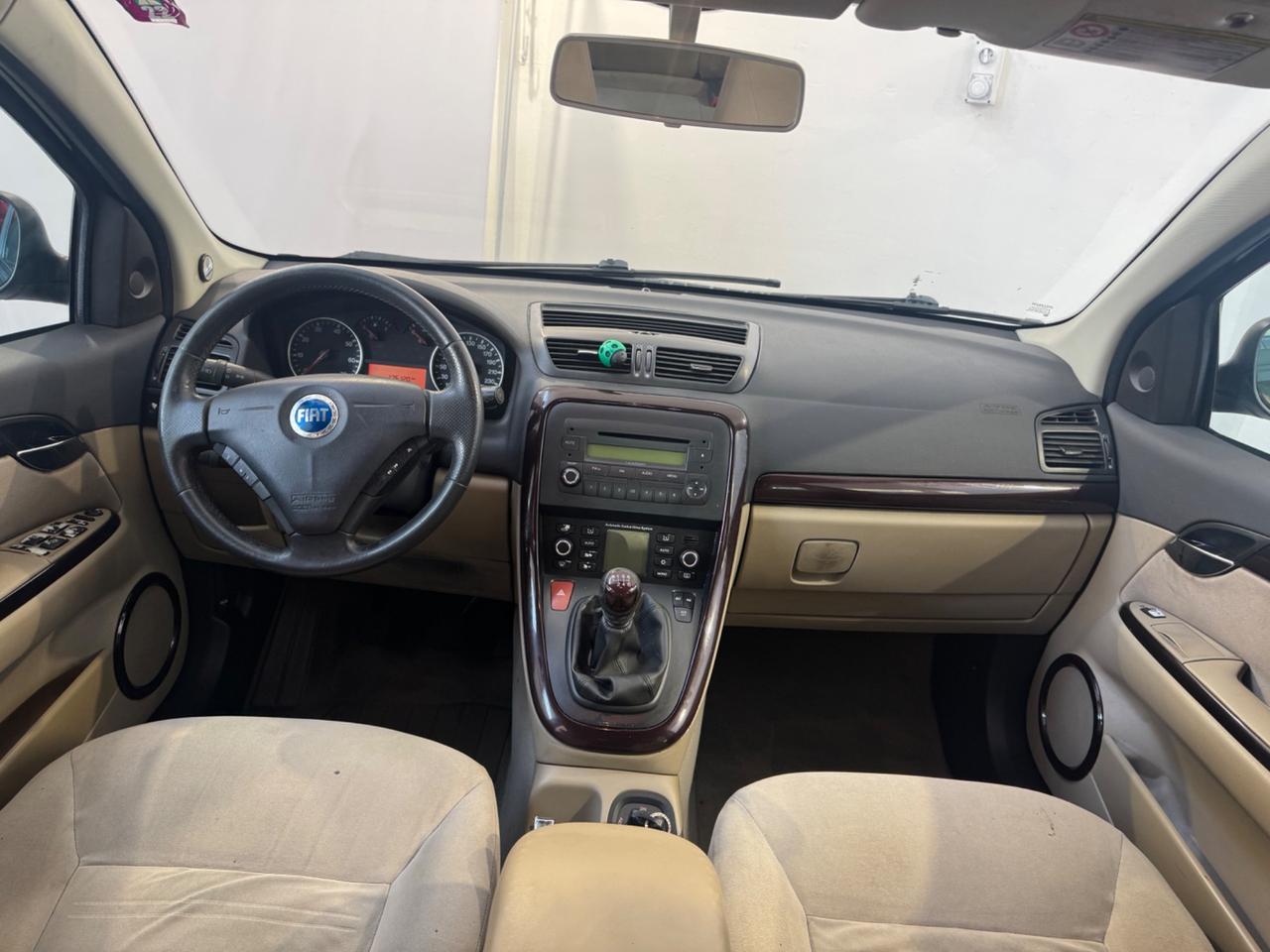 Fiat Croma 1.9 Multijet 16V Must