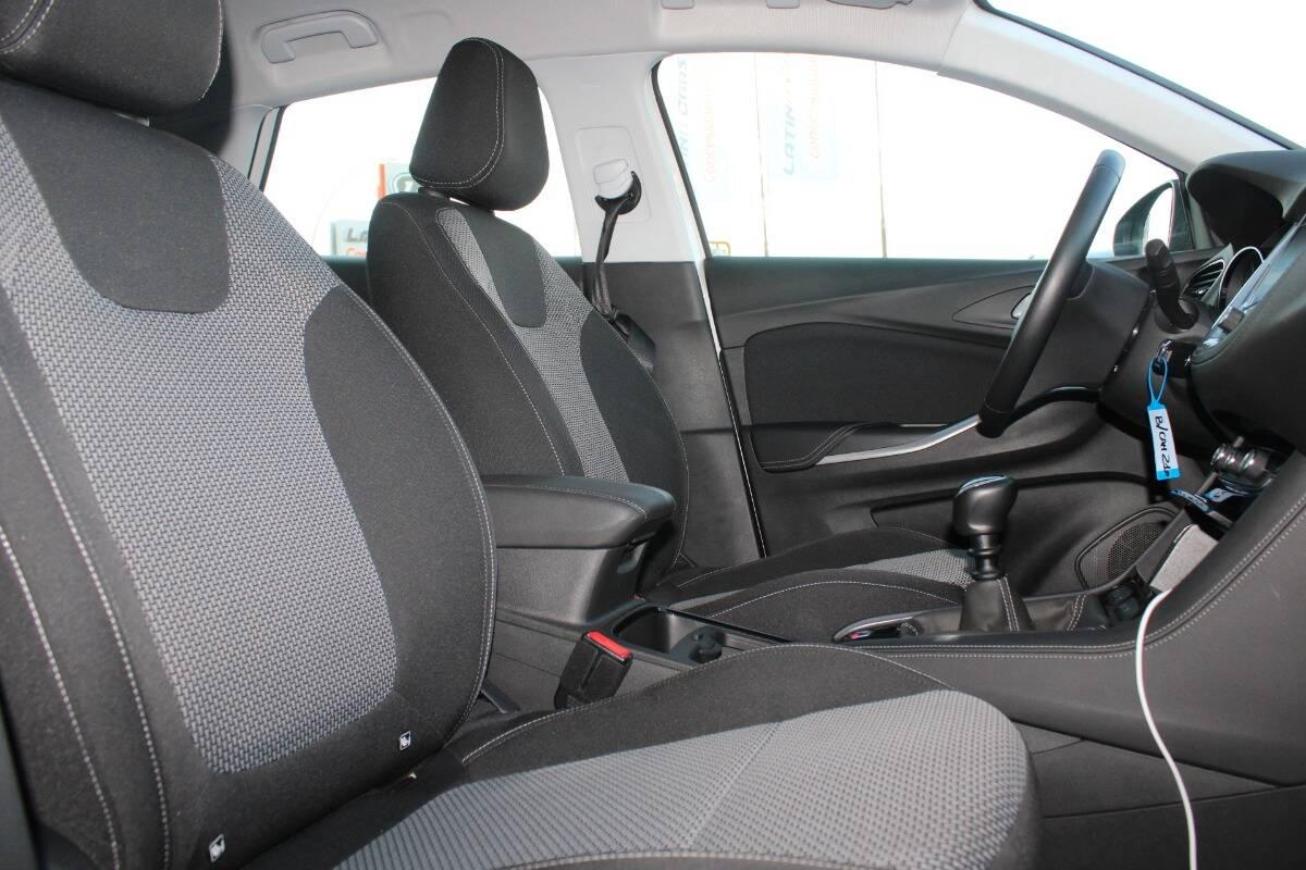 Opel Grandland X 1.5 ecotec Business s&s 130cv con Navi e CarPlay