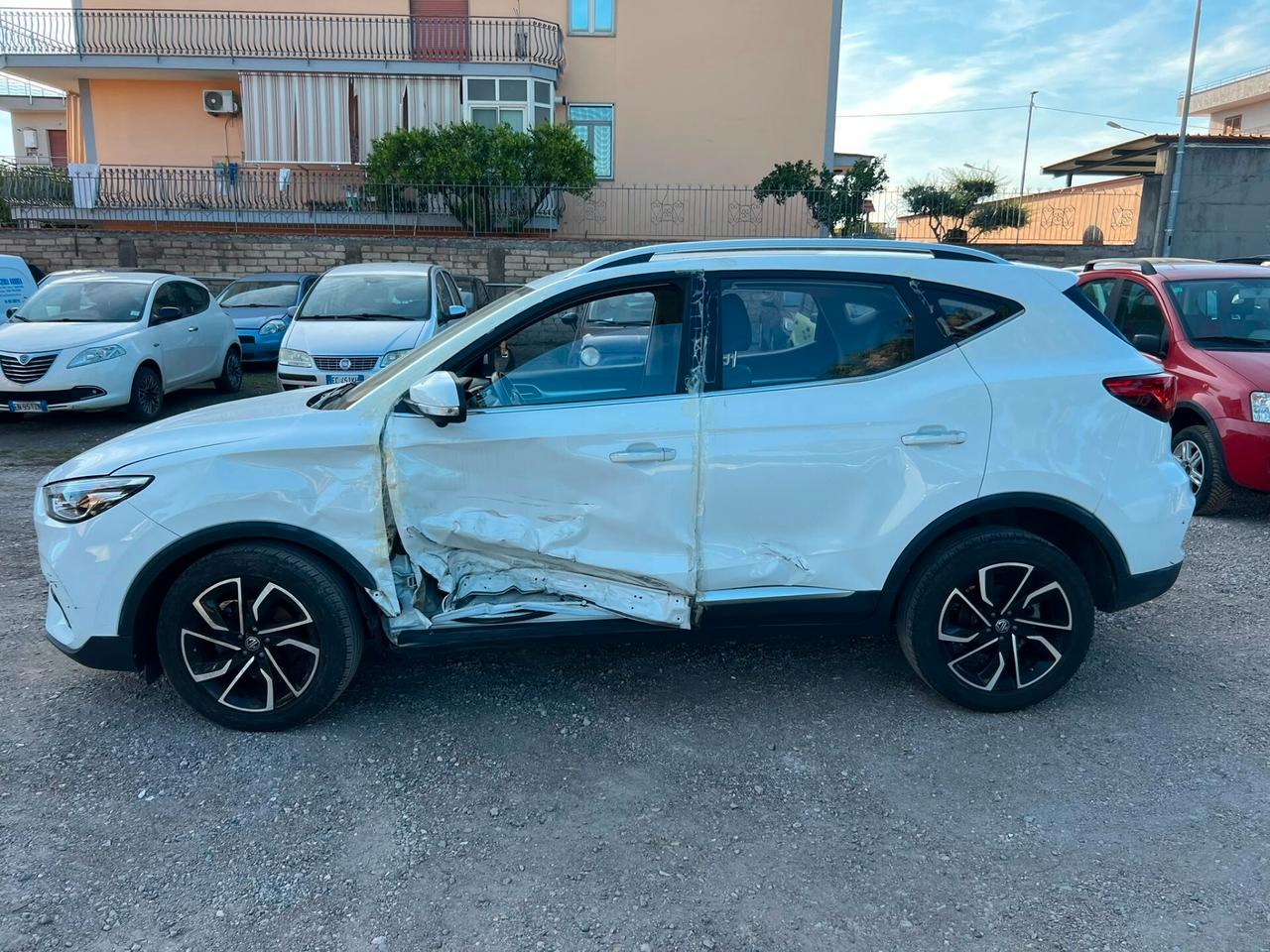 Mg ZS 1.5 VTi-tech Luxury GPL
