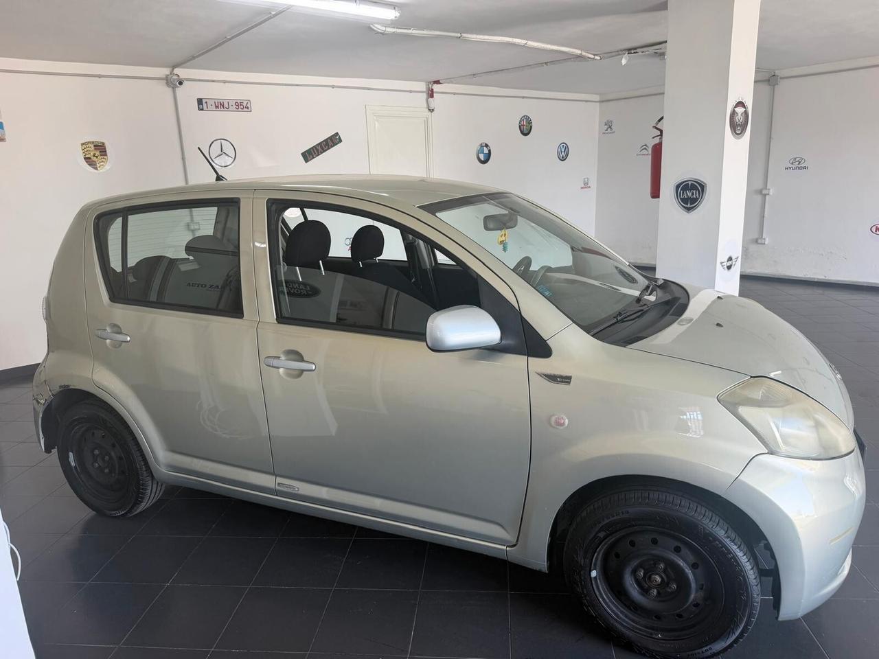 Daihatsu Sirion 1.0 12V Mio