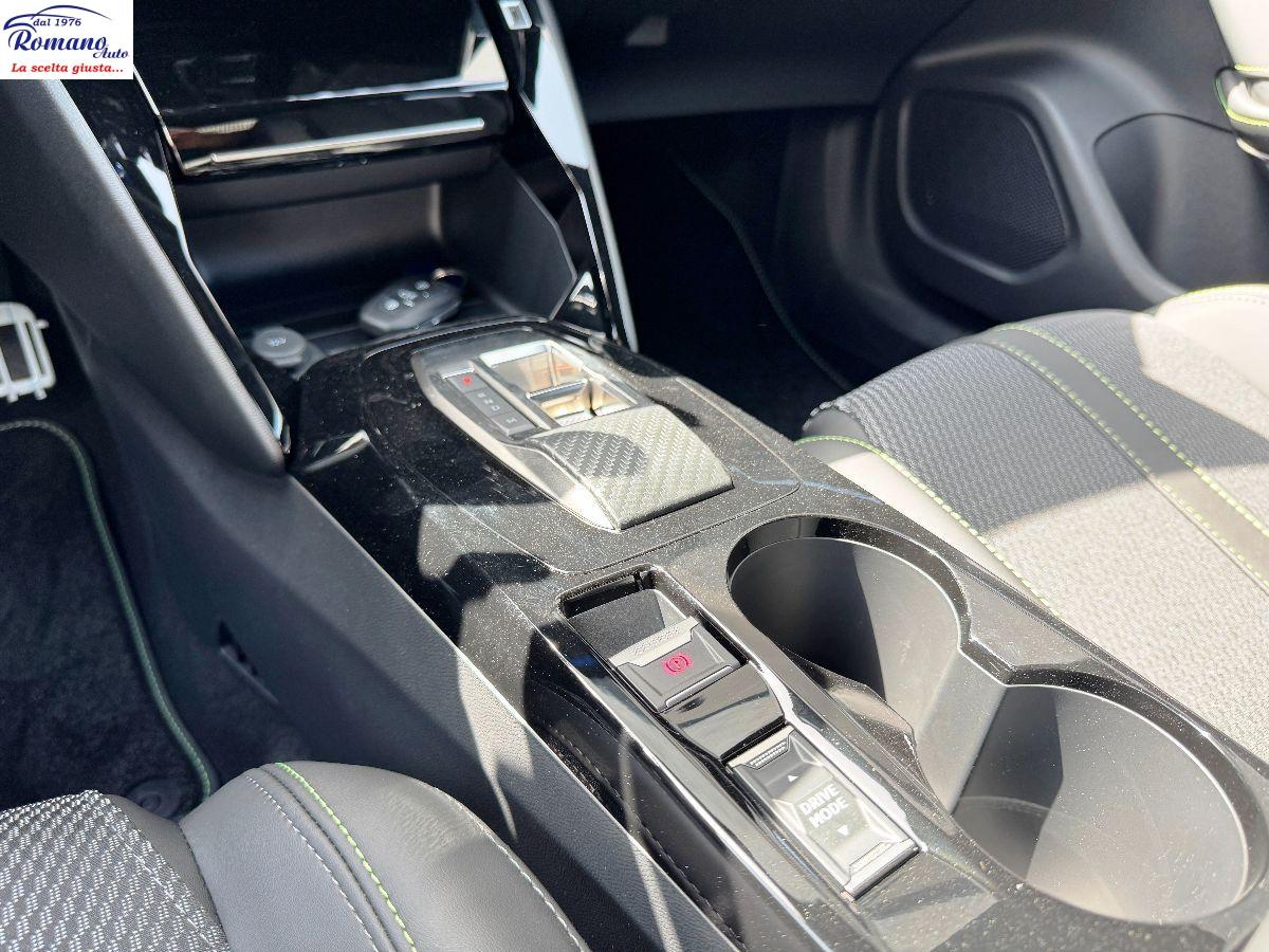 NEW Peugeot 2008 2ª serie Hybrid 145 e-DCS6 GT#VIRTUAL COCKPIT!