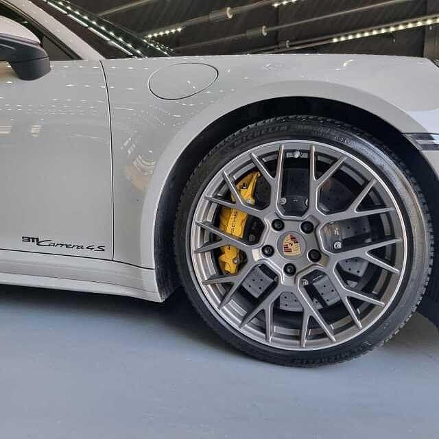 Porsche 992 Carrera 4S CARBO-TETTO-PDCC-RADAR