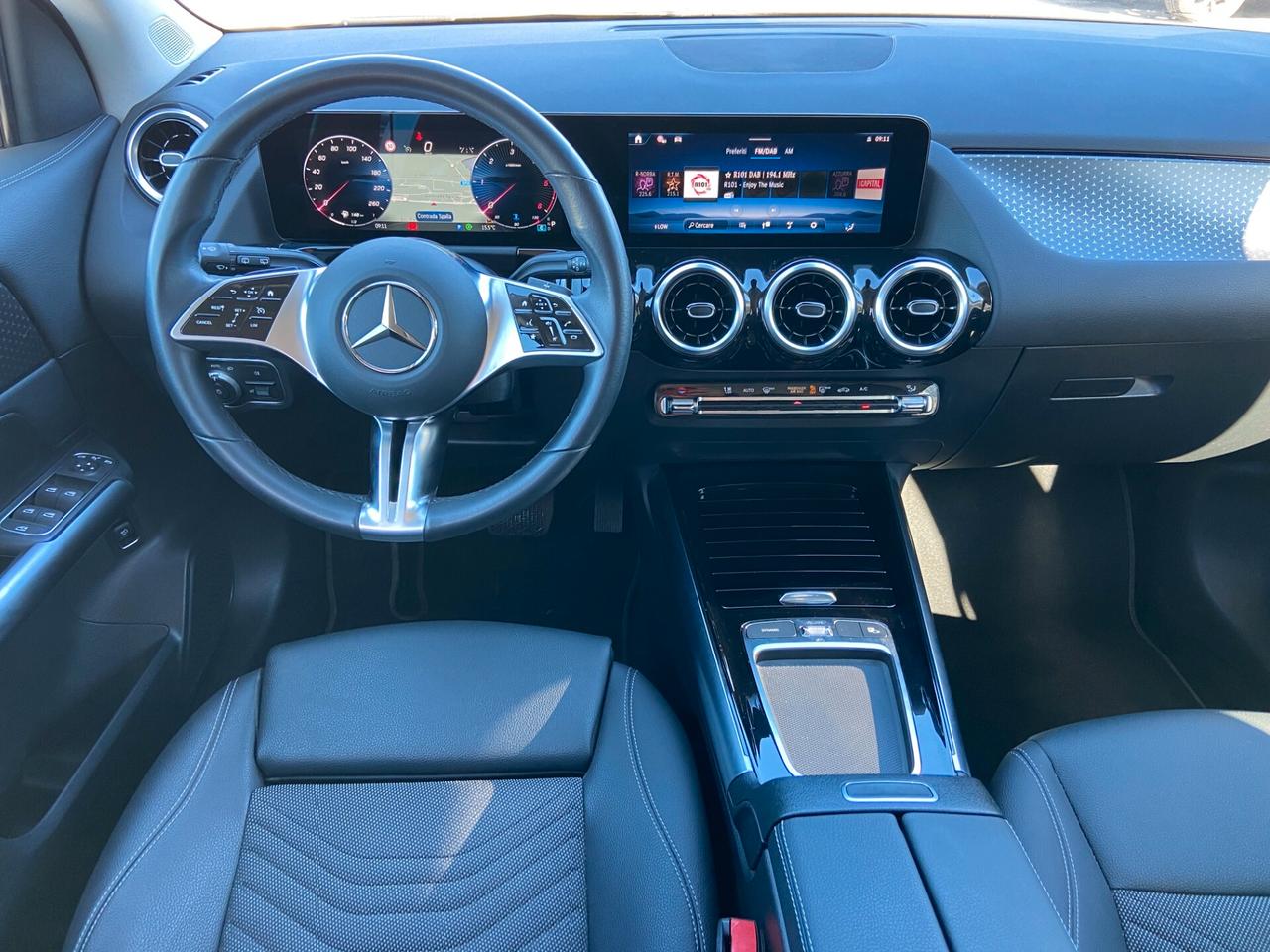 Mercedes-Benz GLA 180d Progressive Advanced auto