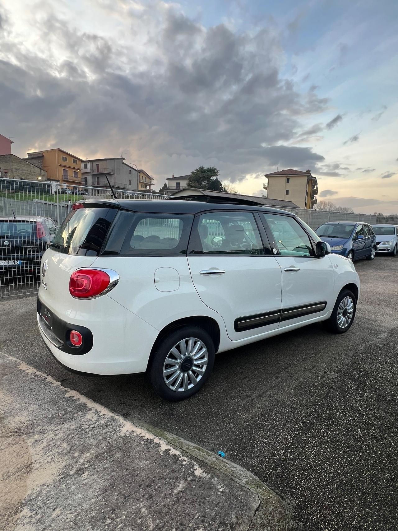 Fiat 500L Living 0.9 TwinAir Turbo Natural Power Lounge