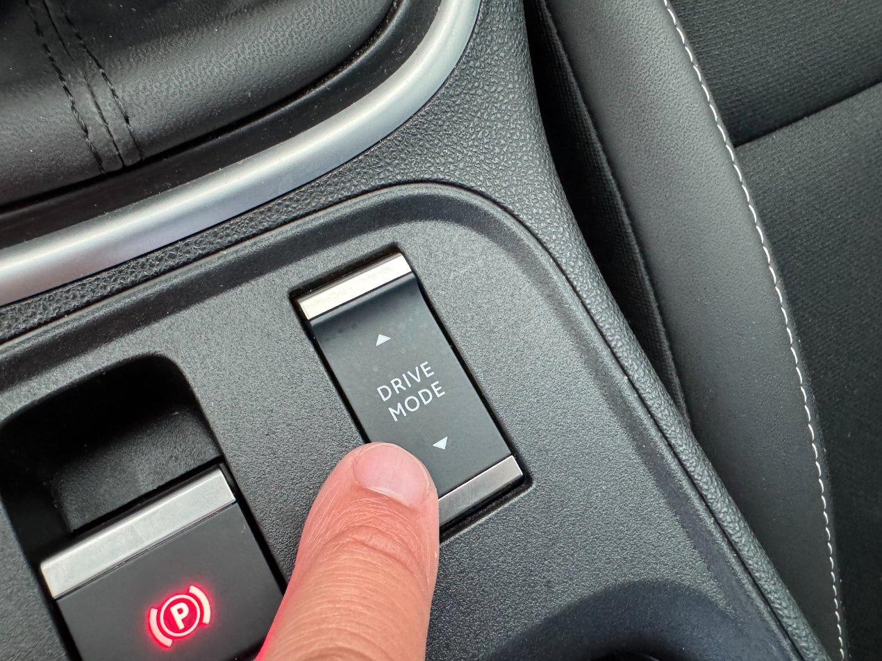 Jeep Avenger 1.2 turbo Altitude 100cv Navi Cockpit Pelle