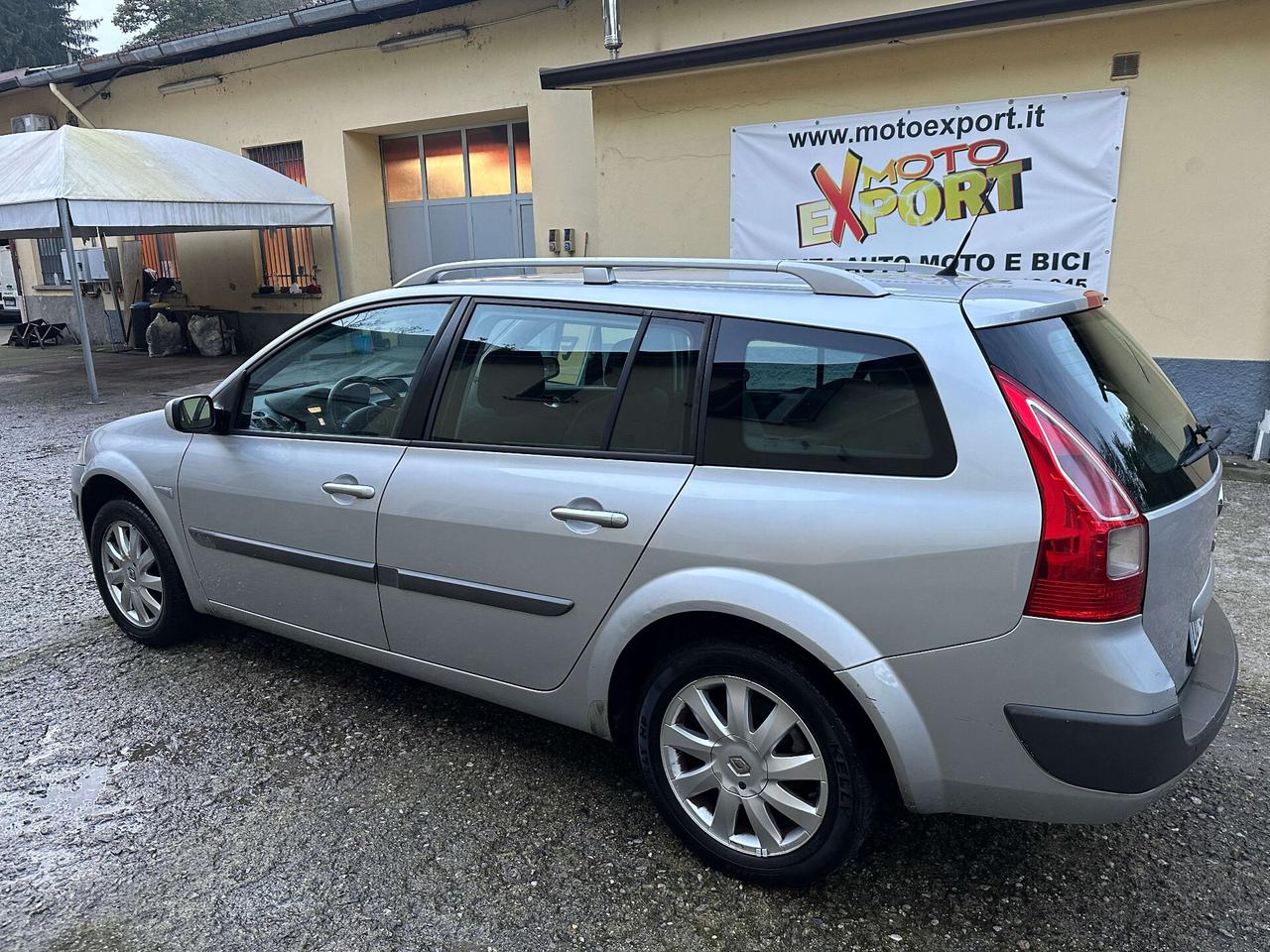 Renault Megane Mégane 1.6 16V Grandtour Luxe
