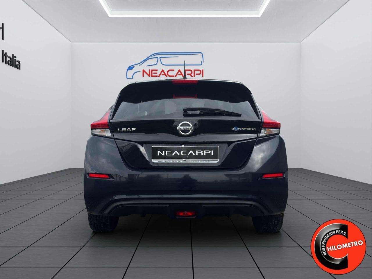 Nissan Leaf ACENTA 40 KWH-NAVI-SENSORI-RETROCAMERA-POKI KM-