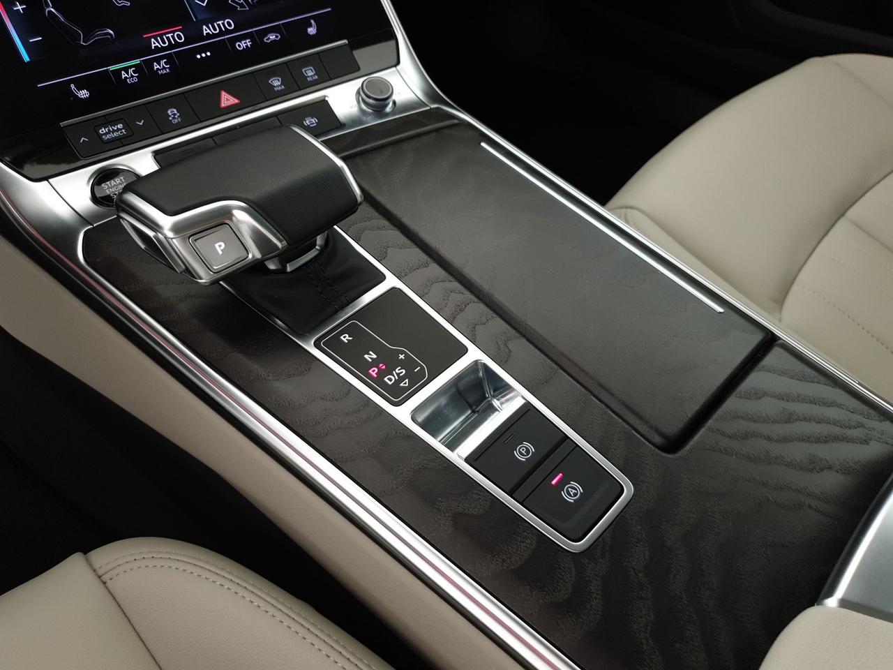40TDI 204CV S tronic Business Design