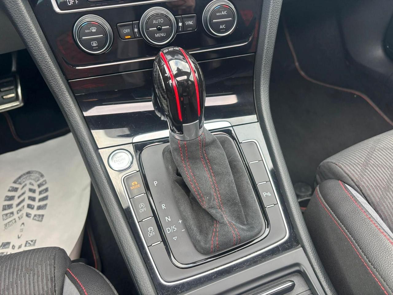 Volkswagen Golf GTI 2.0 TSI TCR DSG 5p. BlueMotion Technology