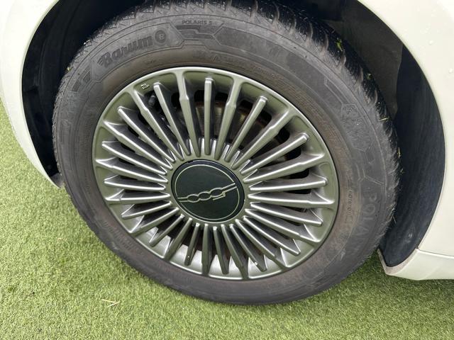 FIAT 500e 42 kWh ICON 55000km UNIPROPRIETARIO IVA ESP