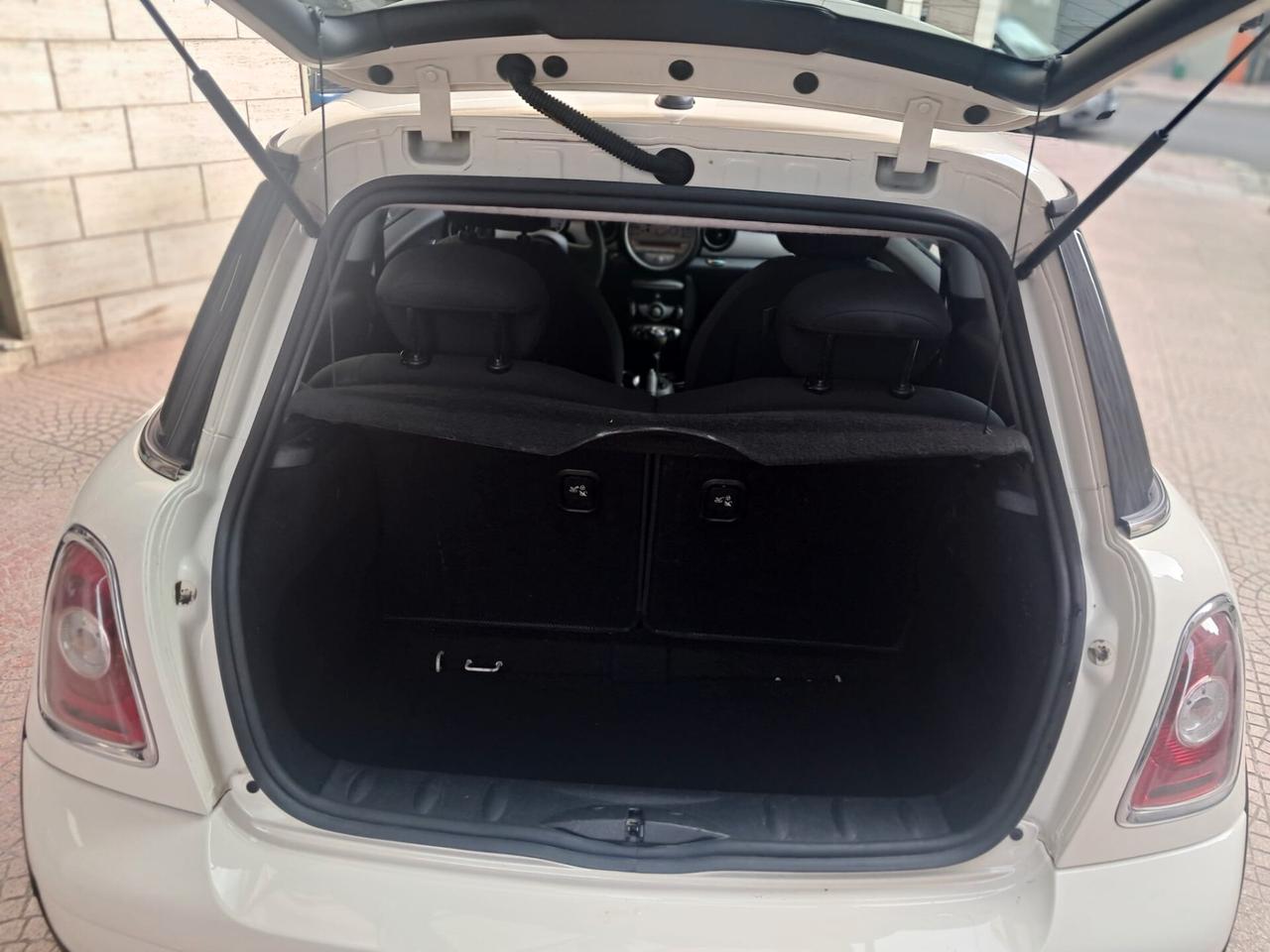 MINI 1.6 16V Cooper D-NEOPATENTATI -Euro4890