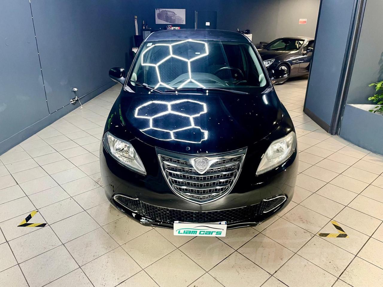 Lancia Ypsilon 5 Porte Ypsilon 1.3 mjt Platinum s&s 95cv