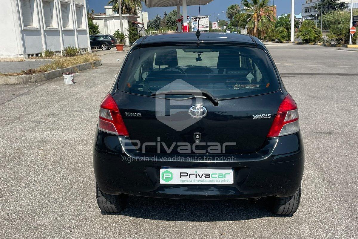 TOYOTA Yaris 1.4 D-4D DPF 5 porte Sol
