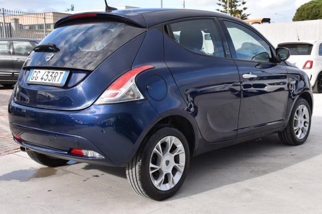 LANCIA Ypsilon 1.2 69 CV 5 porte GPL Ecochic Gold