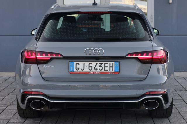 AUDI RS4 Avant