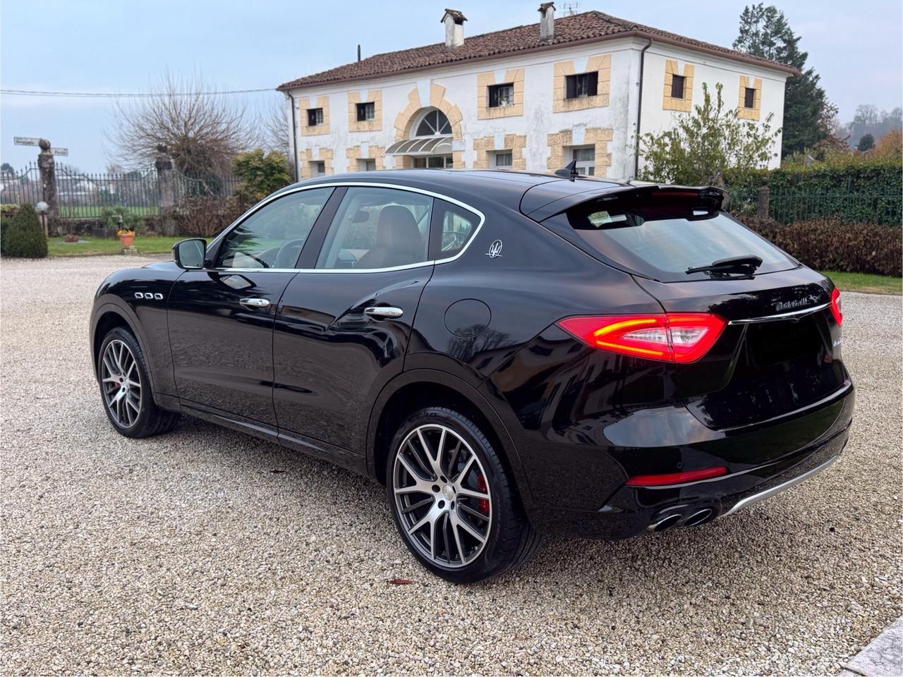 Maserati Levante V6 430 CV AWD S