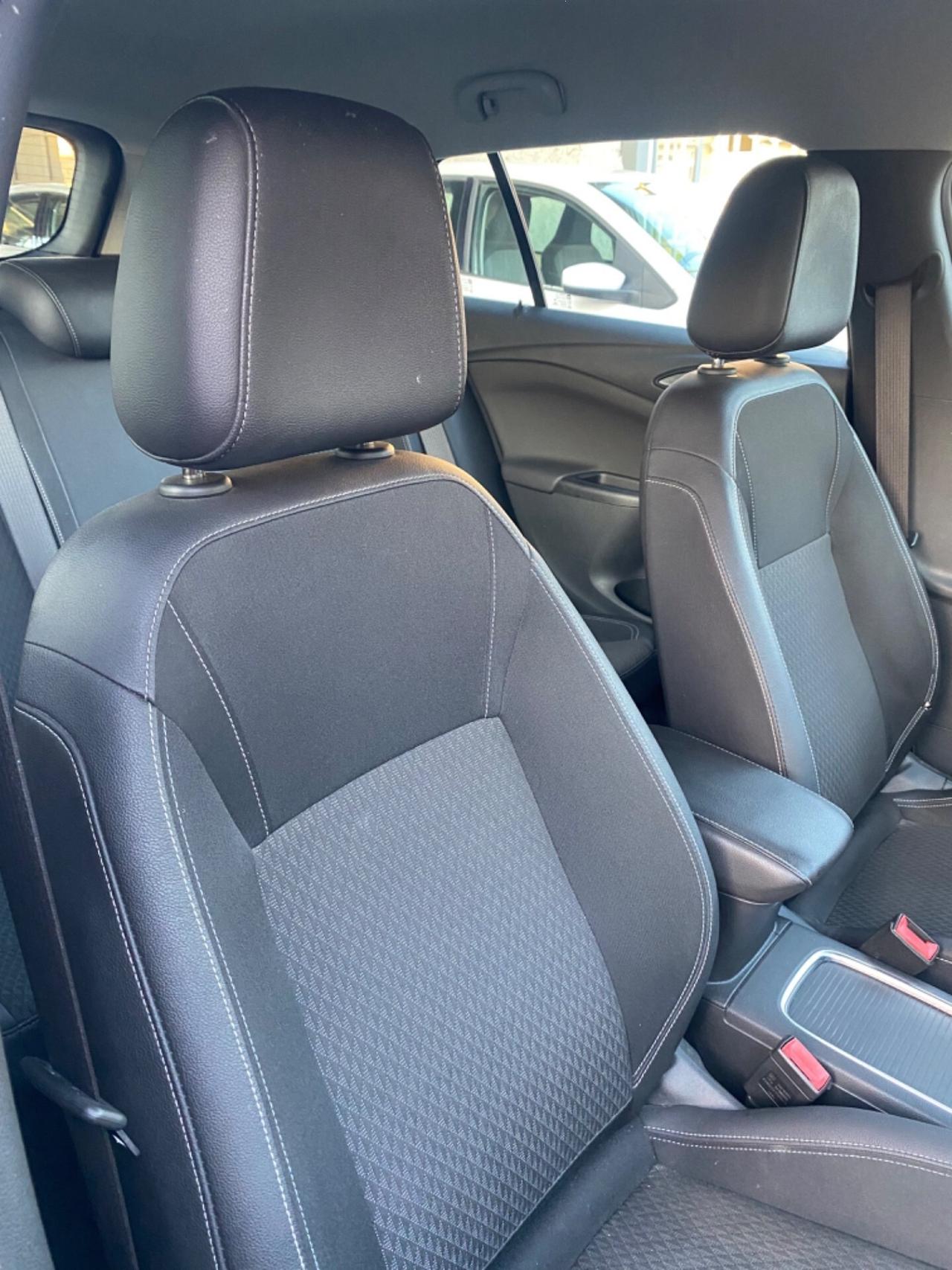 Opel Astra 1.6 CDTi 2017 Automatica Full Navi Led