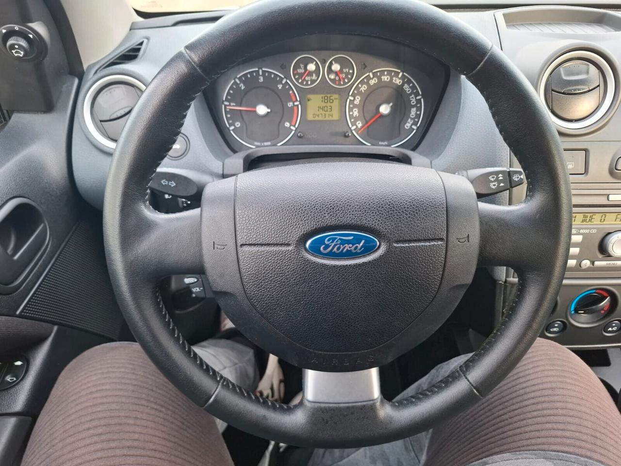 Ford Fiesta 1.4 TDCi 3p. SOLAMENTE 47.000 KM