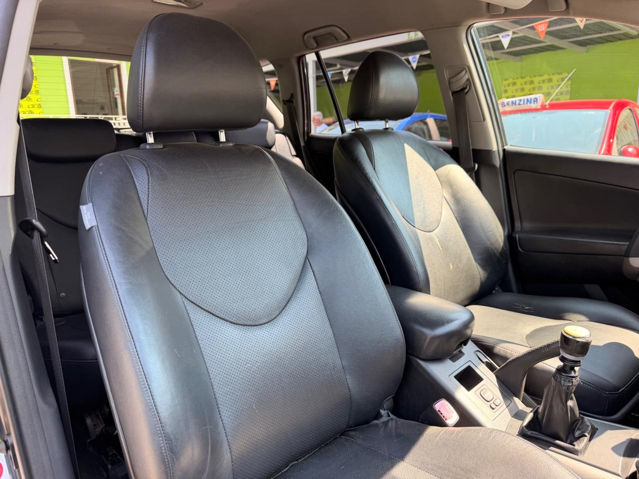 Toyota RAV 4 RAV4 2.2 D-4D 177 CV Luxury 4x4 PERFETTA!!!