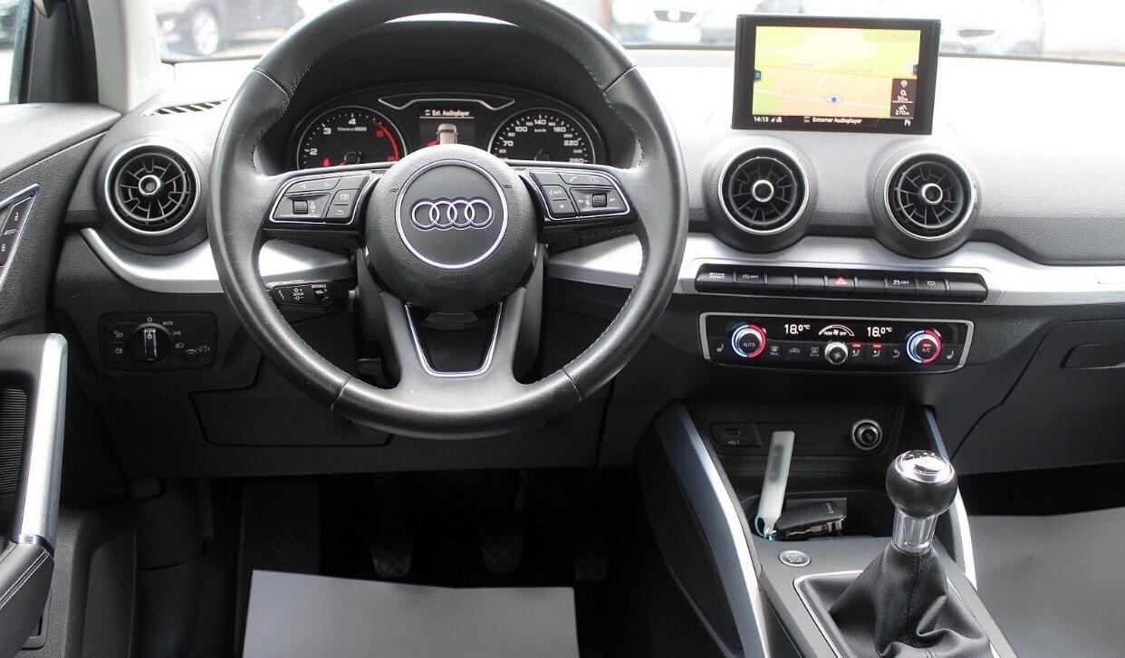 Audi Q2 1.6 tdi Sport S-Line Navi full led - PERMUTA