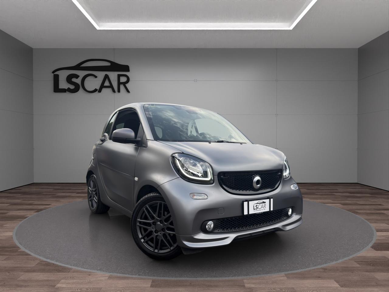 smart forTwo Allestimento BRABUS - Unipro - Promo Finanziamento - Tetto panoramico - LED - Schermo