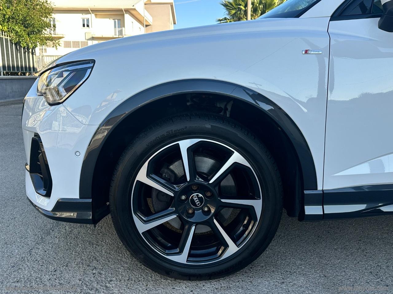 AUDI Q3 40 TDI quattro S tr. S line edition BLACK EDITION PACK