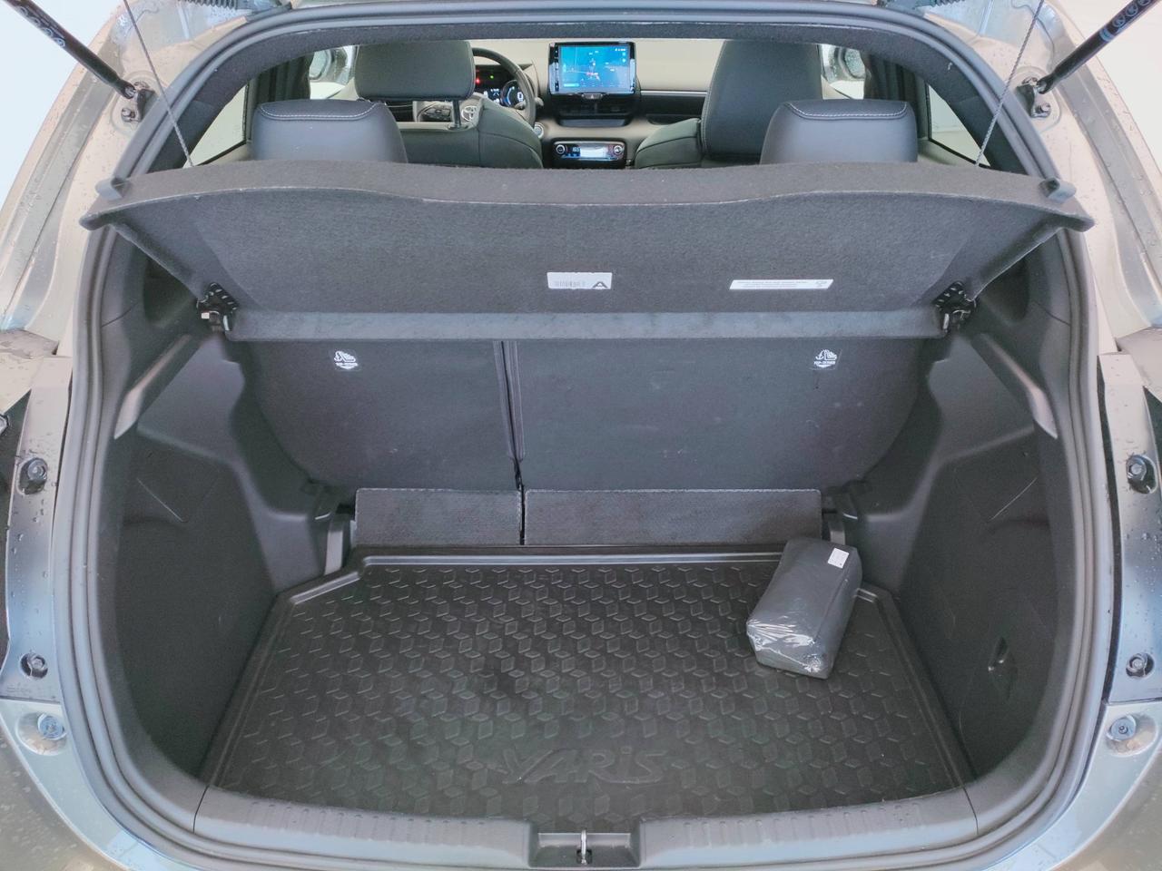 TOYOTA Yaris IV 2020 - Yaris 1.5h Lounge