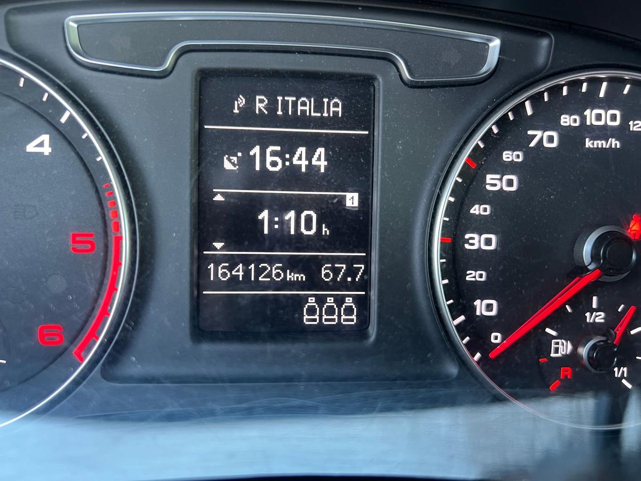 Audi Q3 2.0 TDI #9611