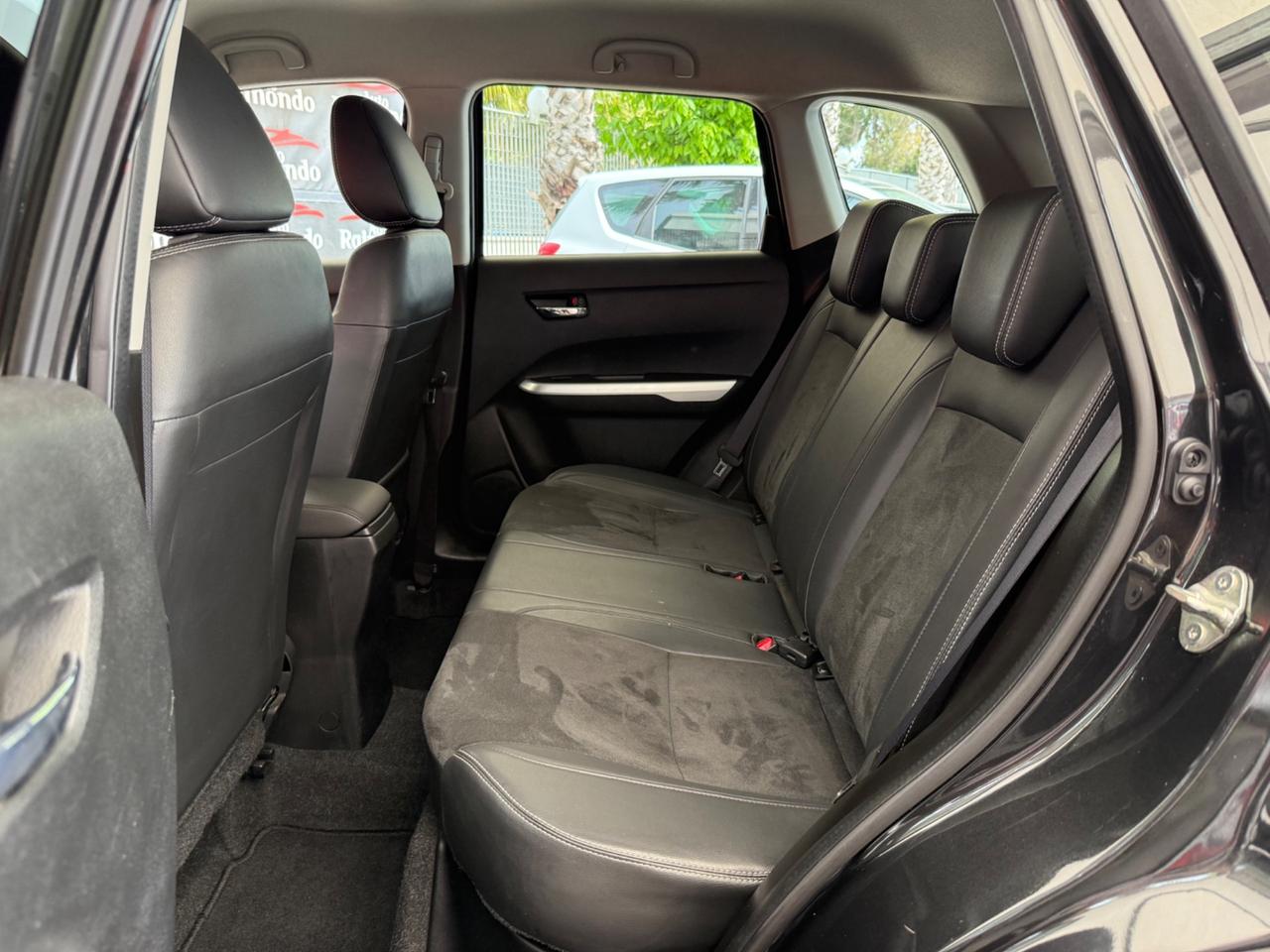Suzuki Vitara 1.6 DDiS 4WD AllGrip DCT V-Top