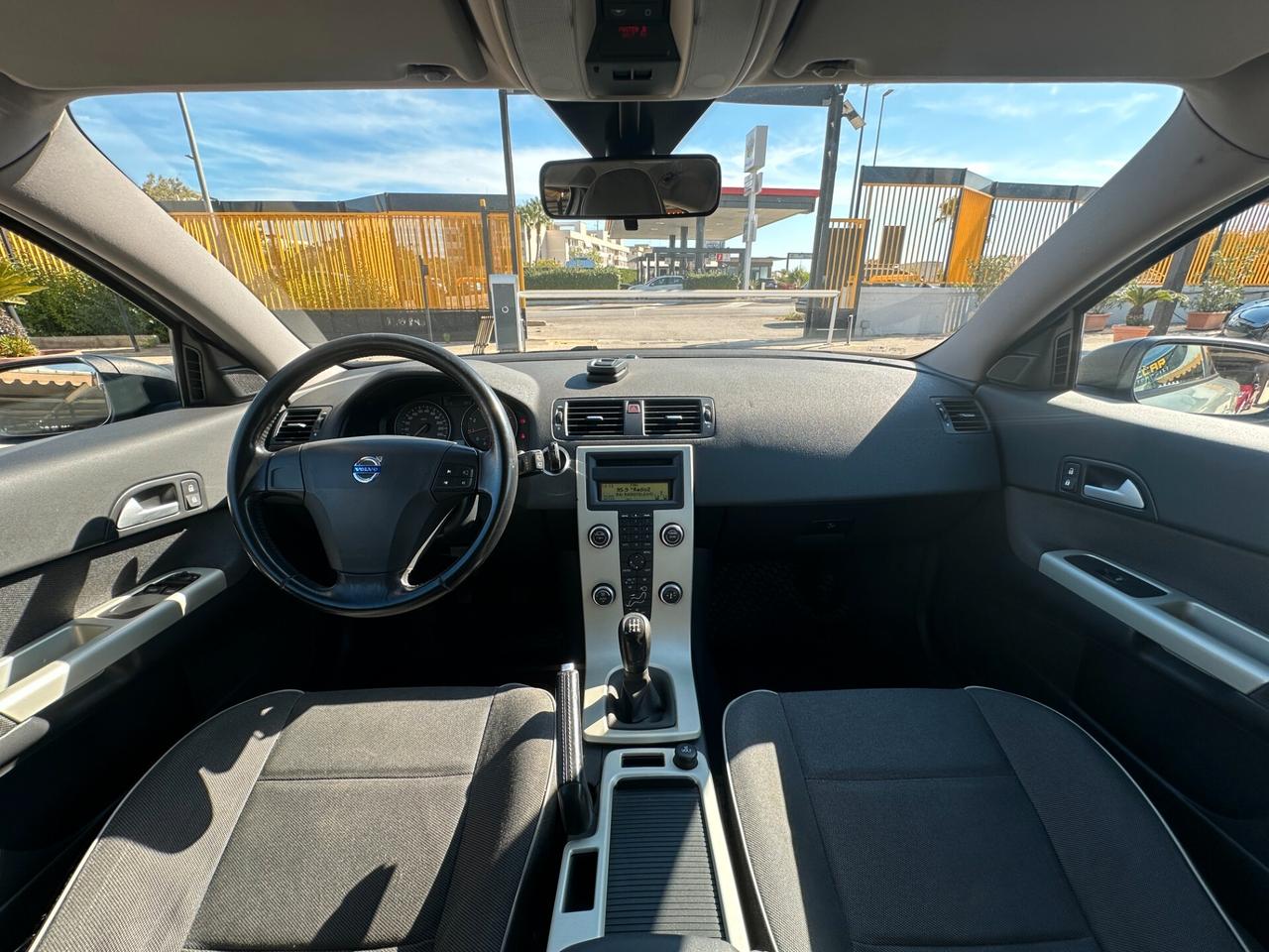 VOLVO C30 1.6 Momentum