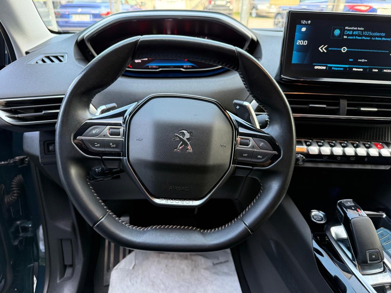 Peugeot 3008 1500tdi automatica