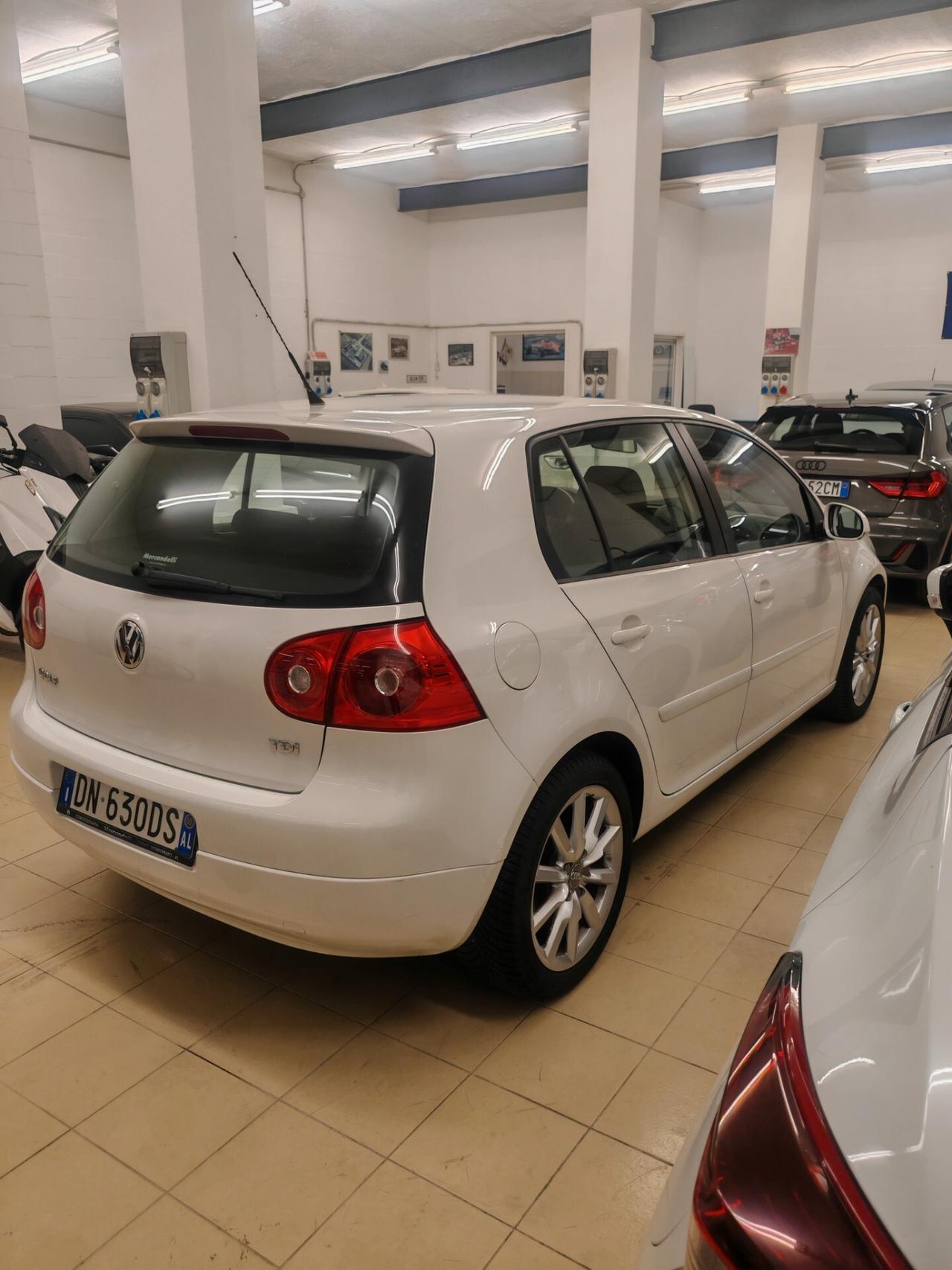 Volkswagen Golf 1.9 TDI DPF 5p. 5m. Comfortline