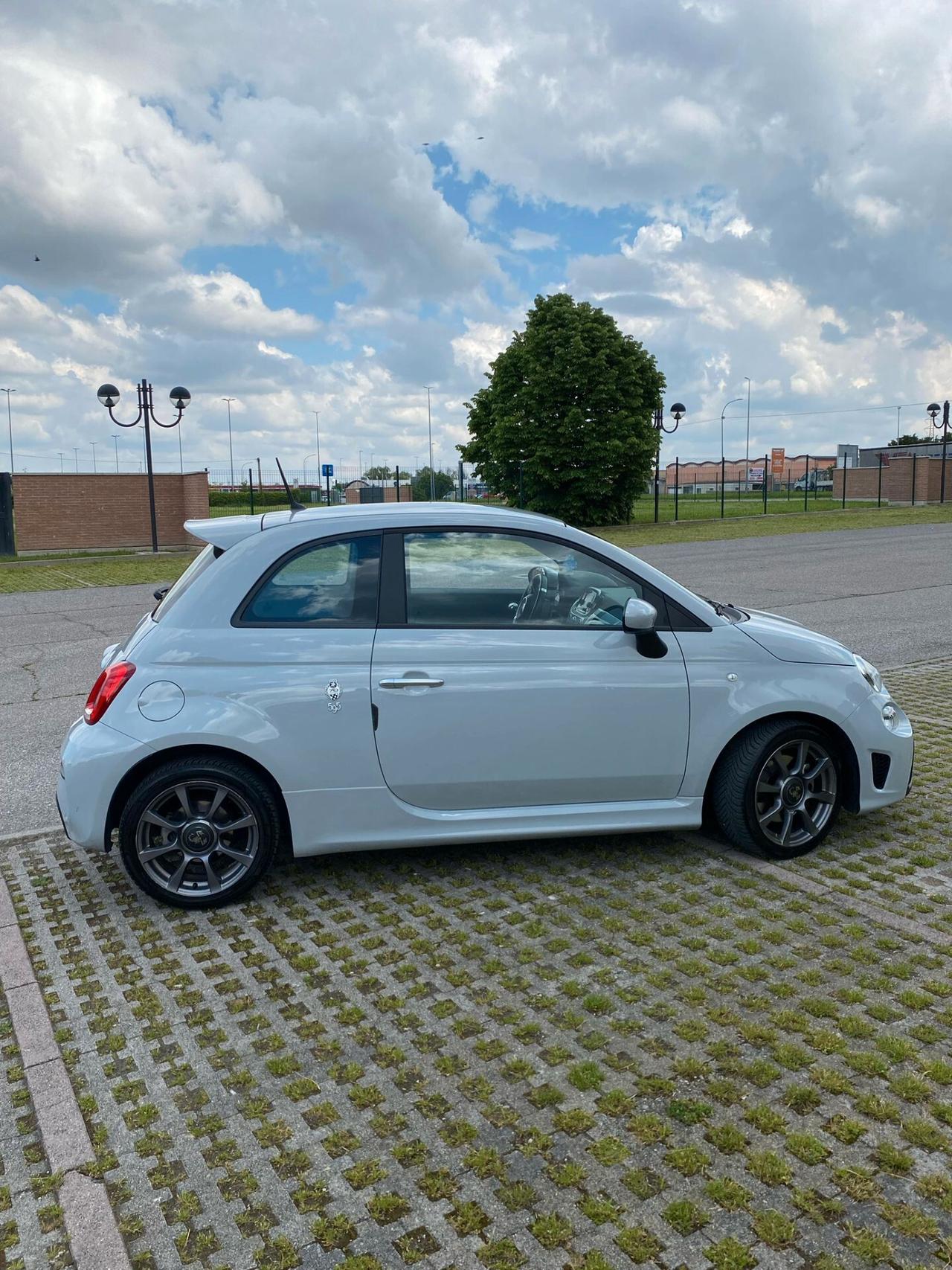 Abarth 595 1.4 Turbo T-Jet 145 CV