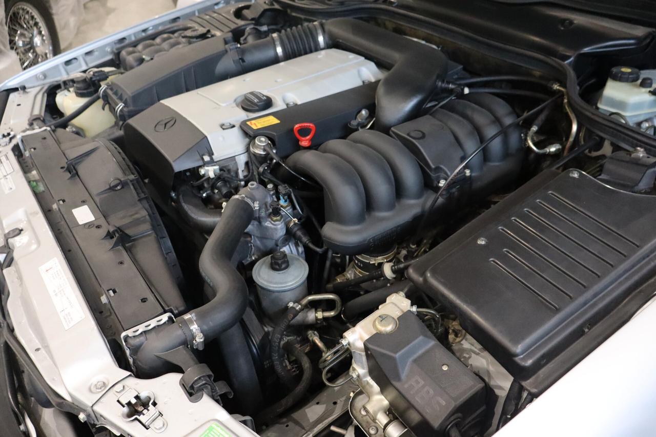 Mercedes-benz SL 280 W129 manuale pari al Nuovo