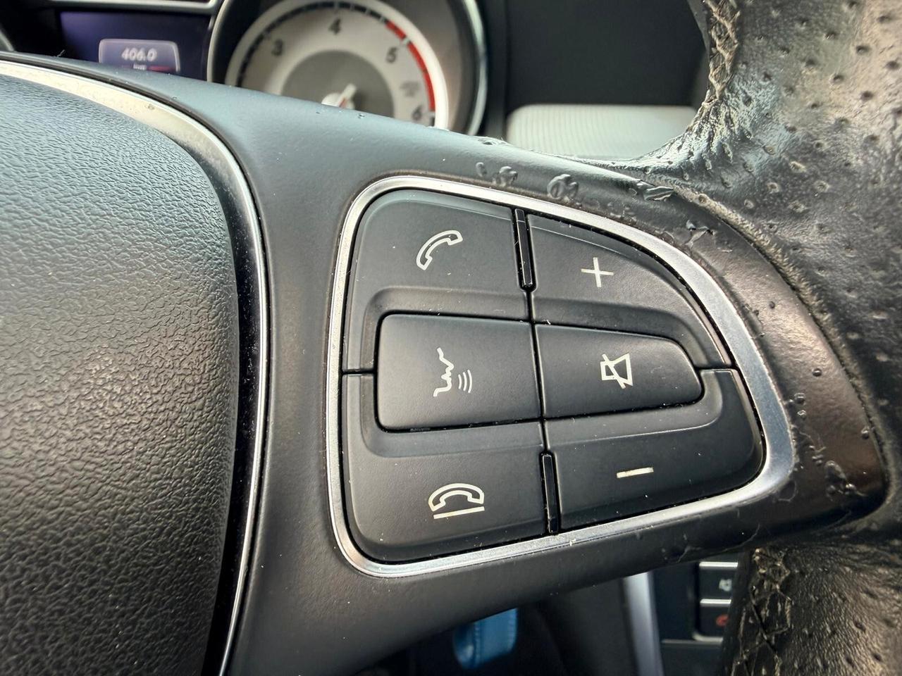 Mercedes-benz GLA 200d AUTOM/TETTO APRIBILE
