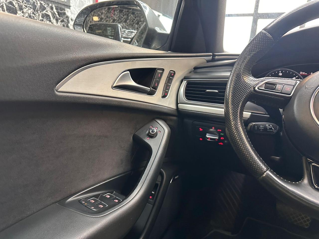 Audi A6 Avant 3.0 TDI 313 CV quattro S-LINE